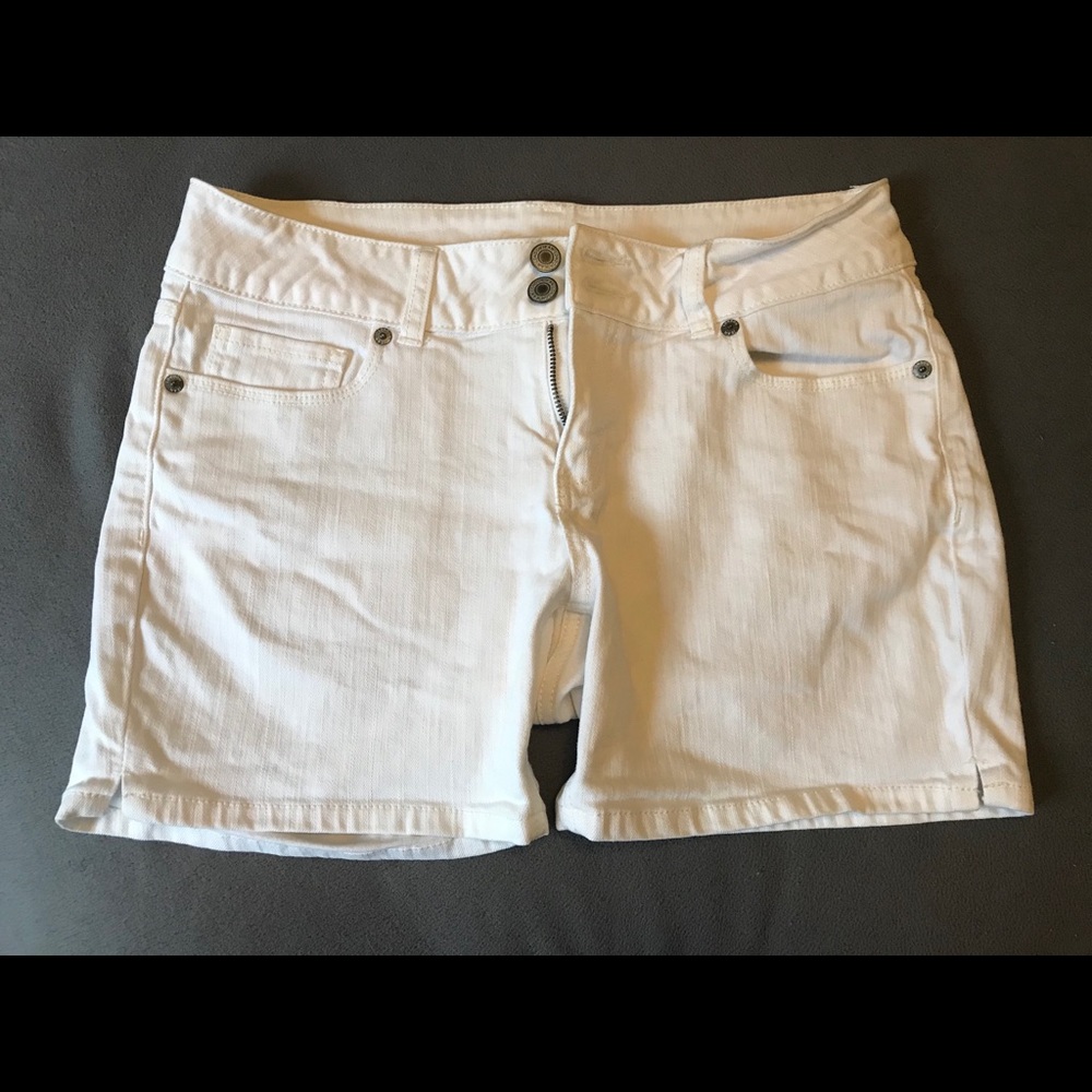 Victoria’s Secret White Jean Shorts